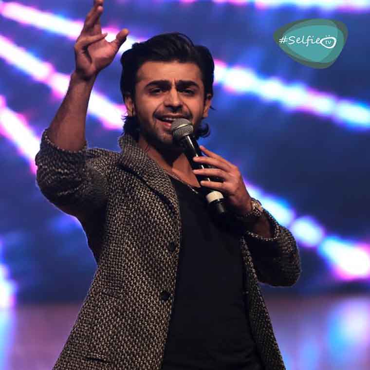 Farhan Saeed LIVE IN CONCERT At AUS !! 